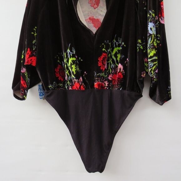 Free People Intimately Large Babe Slouchy Black Velvet Floral Blouson Bodysuit - Picture 14 of 15